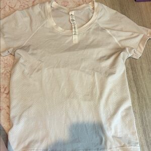 Lululemon off white swiftly